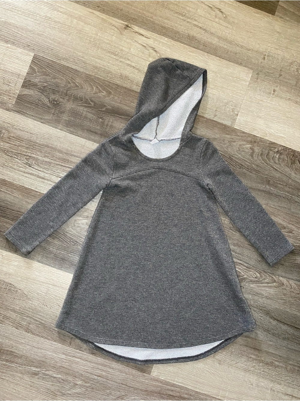 Old Navy Long-Sleeve Hooded French Terry Dress Gray with Metallic Weave Size 5T